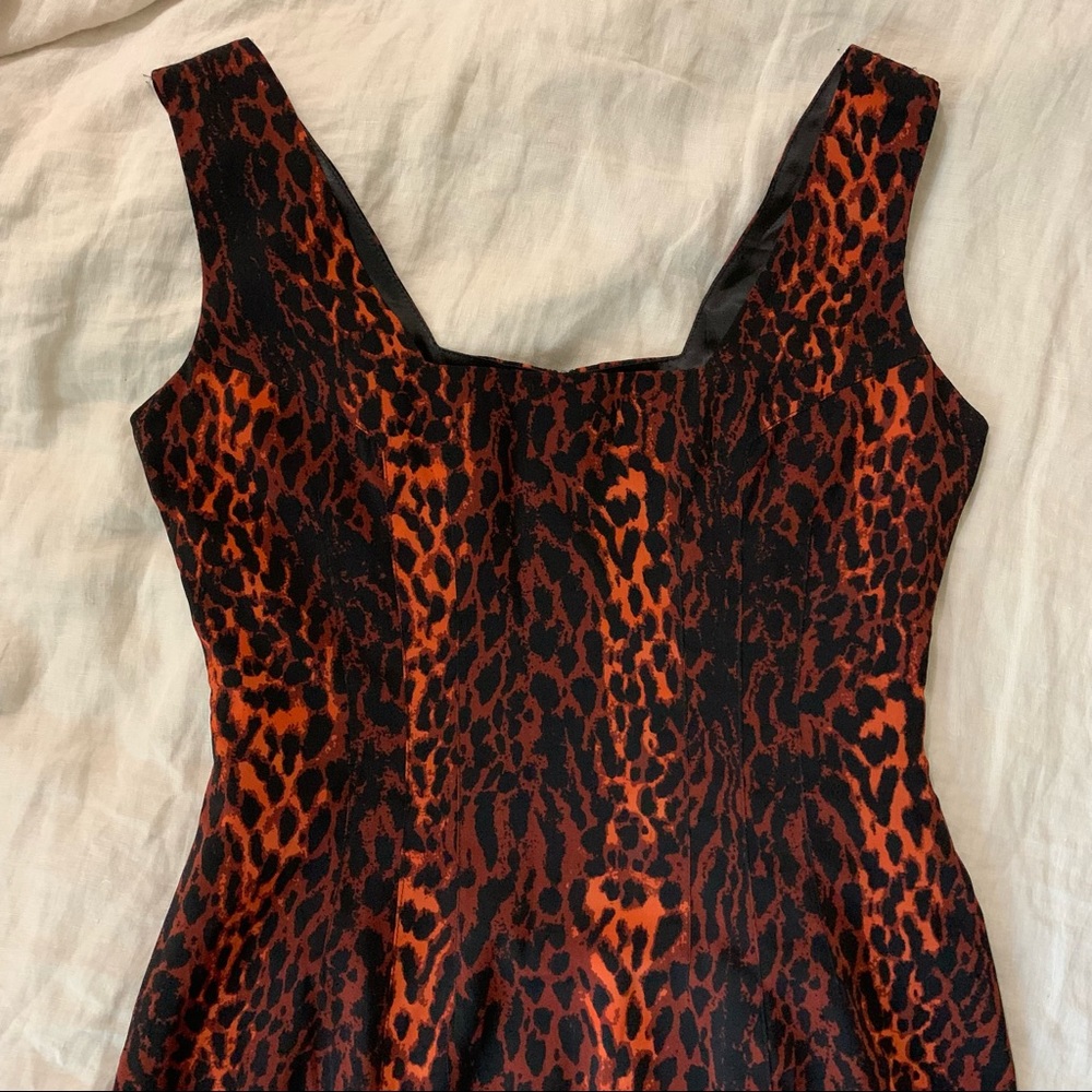 ❌SOLD❌Vintage Red cheetah print square neck dress - Picture 8 of 13
